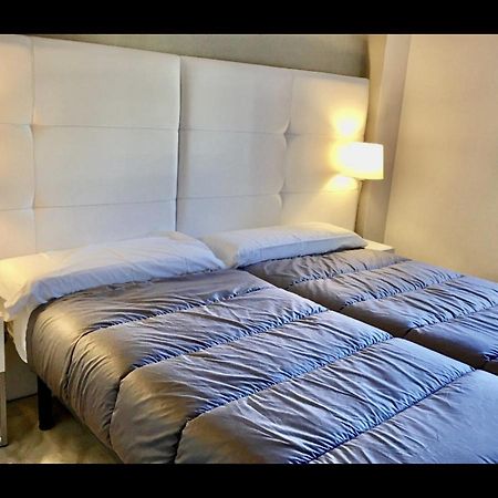 Mi Capricho B16 Beachfront Apartment ラ・カラ・デ・ミハス エクステリア 写真
