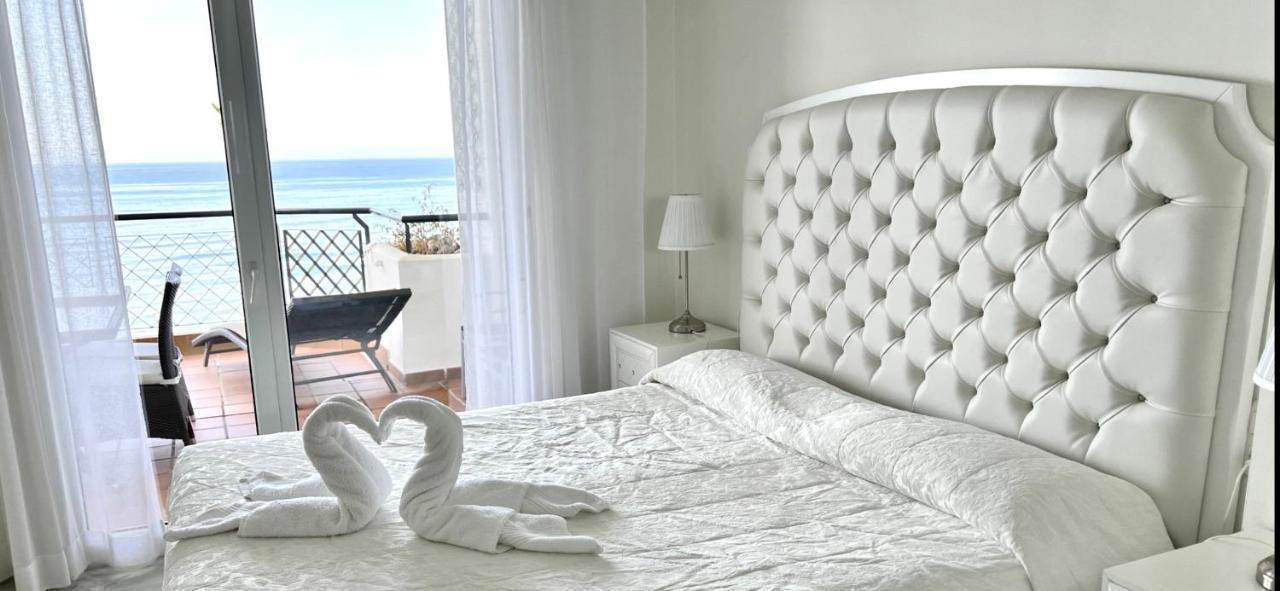 Mi Capricho B16 Beachfront Apartment ラ・カラ・デ・ミハス エクステリア 写真