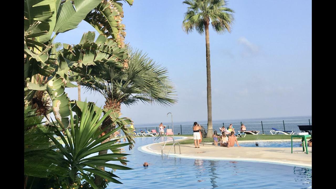 Mi Capricho B16 Beachfront Apartment ラ・カラ・デ・ミハス エクステリア 写真