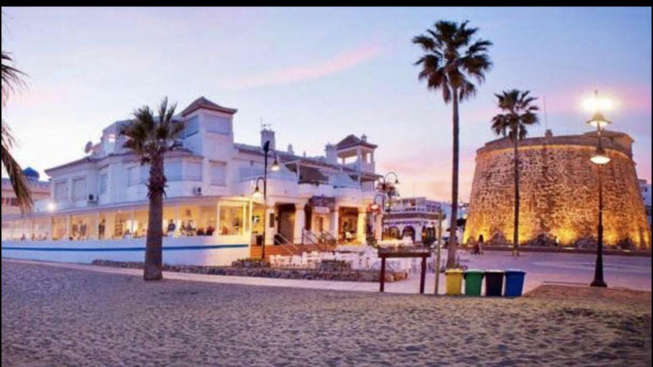 Mi Capricho B16 Beachfront Apartment ラ・カラ・デ・ミハス エクステリア 写真