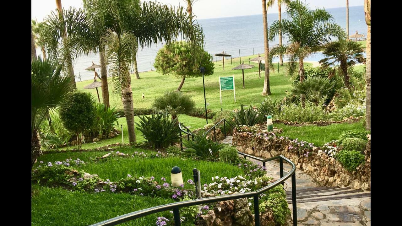 Mi Capricho B16 Beachfront Apartment ラ・カラ・デ・ミハス エクステリア 写真